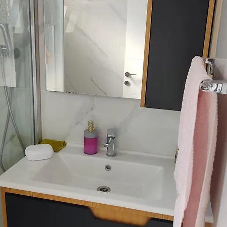 Apartment Flat In Caesar *