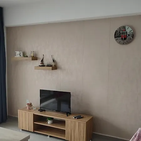 Apartment Flat In Caesar *