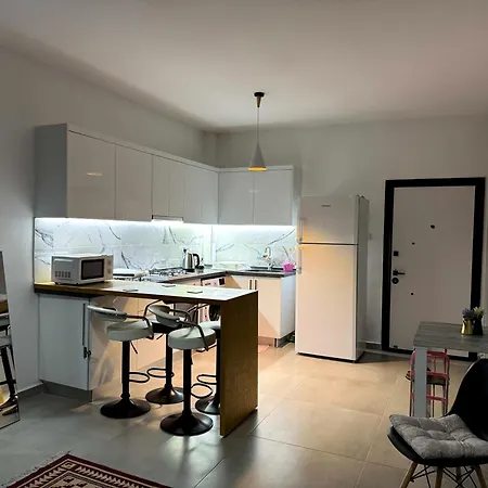 Flat In Caesar Apartment *